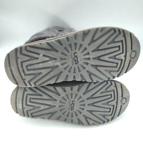 UGG Australia Classic Cardy Boots Women’s Size 6 Gray Knit Button 5819 - Picture 9 of 9